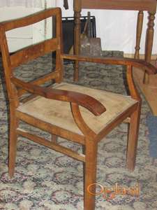 Fotelja stara oko 100 godina,Etno